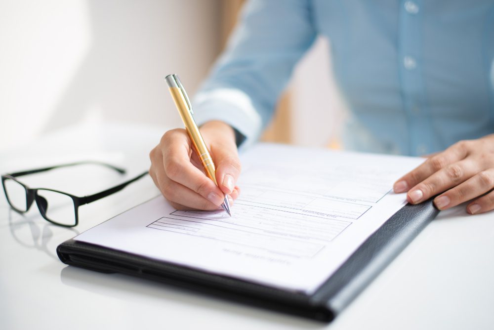 documents required for moving to Colombia